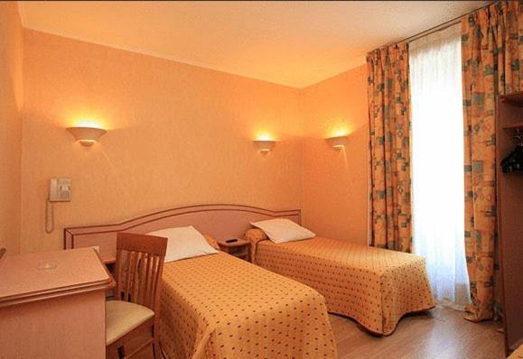 Marciano Hotel Gare Du Nord Paris Quarto foto